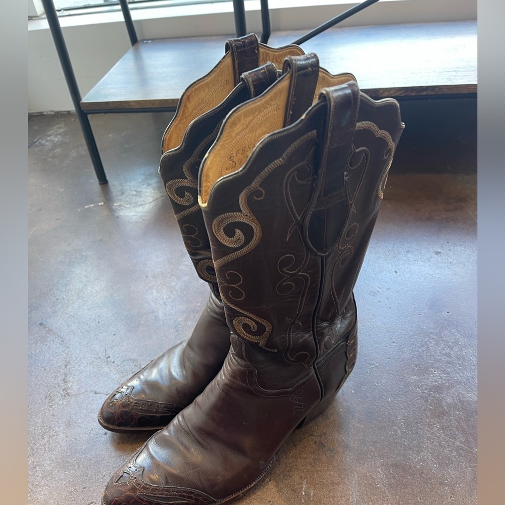 Custom made Cats Paw cowboy boots